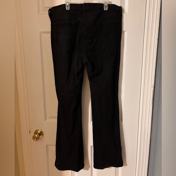 Jessica Simpson Women's Flare Soft Stretch Boot Cut Jeans sz 14 - Picture 2 of 3